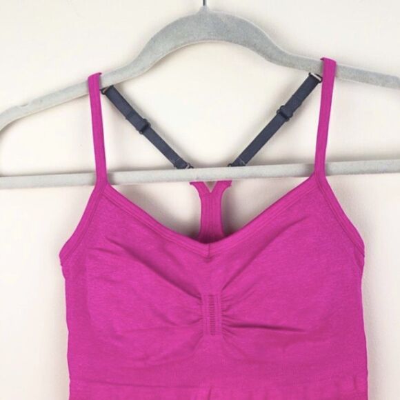 Lululemon Ebb and Flow Tank in Paris Pink Size 6 - Picture 9 of 10